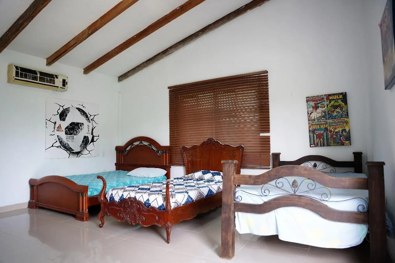 La Donna Villa Palmira  Colombia