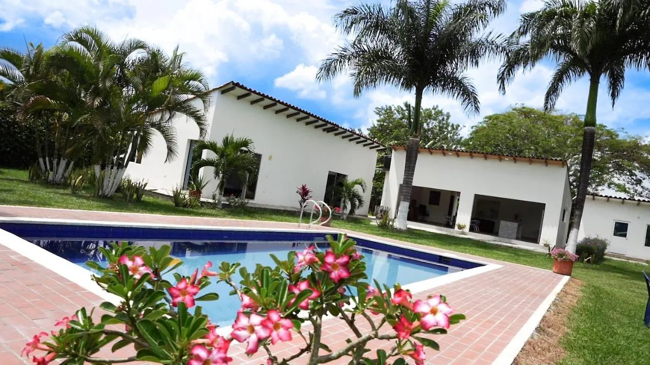 La Donna Villa Palmira  Palmira (Valle del Cauca)