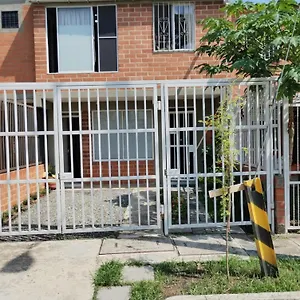 Apartamento A Diez Minutos Del Aeropuerto, Palmira (Valle del Cauca)